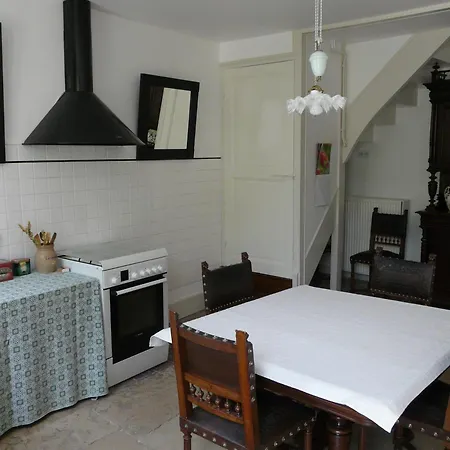 La Promenade En Champagne